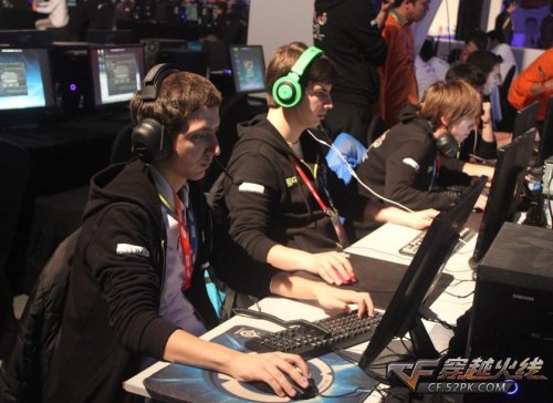 队的前景充 队的前景充