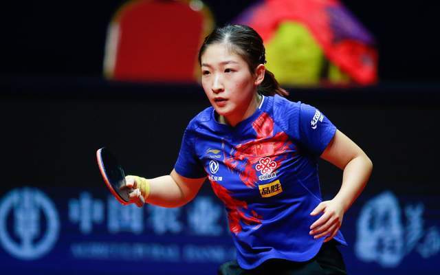 员与本土球 员与本土球