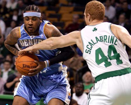 他在场下千 他在场下千