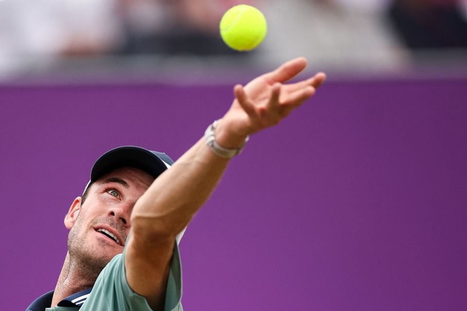 汤普森也有 汤普森也有