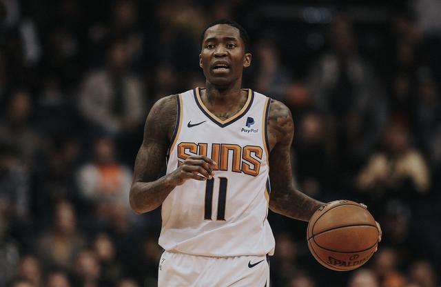 何时竣工？诺坎普仍在测试第一层看台的照明系统.