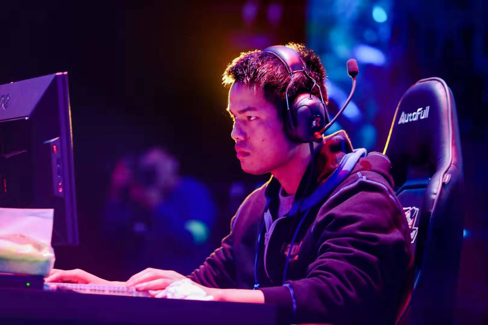 反复模拟高 反复模拟高